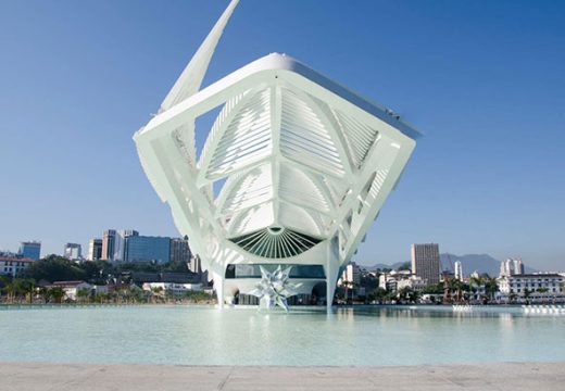 A saber, Museu do Amanhã, Fundação e Contenção em perfil metálico